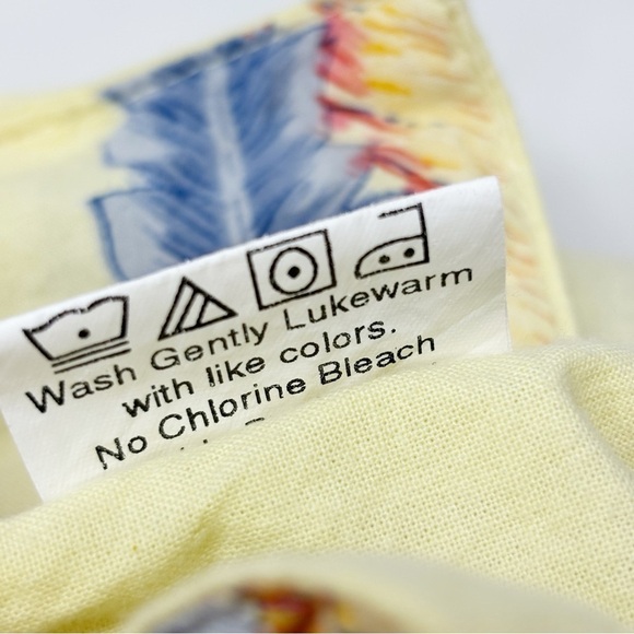 HANDPRINT NEIMAN MARCUS Multicolor Patchwork Farmhouse Tablecloth 56”X58” India - Picture 8 of 8